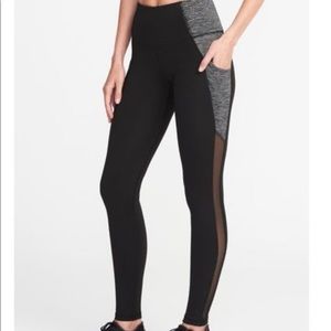Compression Leggings with Pockets